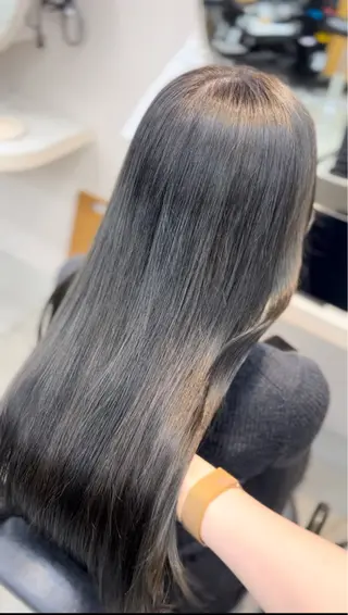 ロング カラー IT by ALBUM 中野店【アイティーバイアルバム 】所属・ブリーチモデル✂︎ カラー特化✨ひかり/のヘアスタイル