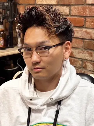 ショート 阿賀 佑季のヘアスタイル