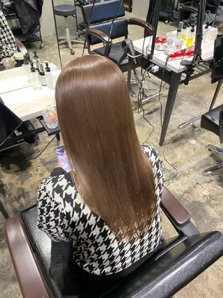 ロング ハイトーンカラー レイヤー/ juriのヘアスタイル