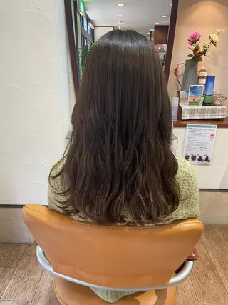 ロング カラー サプリームヘア 飯田みち瑠のヘアスタイル