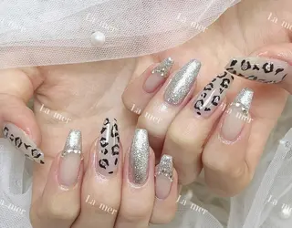 ネイル hikikibyee ♡のネイルデザイン
