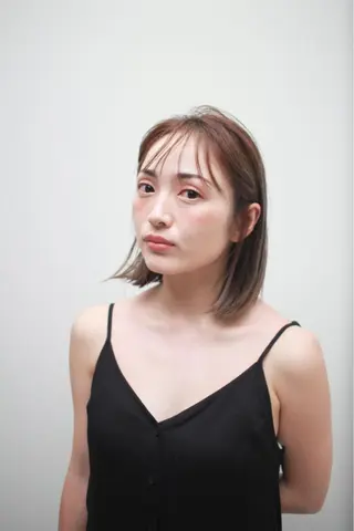 ミディアム カラー 秋葉 一郎のヘアスタイル