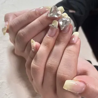 ネイル 吉村 優子のネイルデザイン