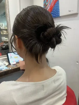 ヘアアレンジ 駅チカ【ali'i】 アリイ花崎友美☘のヘアスタイル