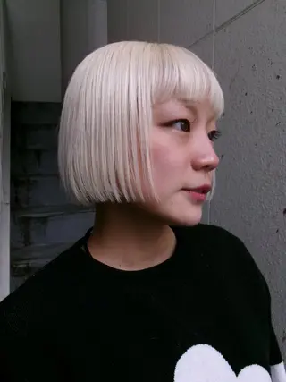 ショート 名古屋栄/ブリーチ/ ボブ🧃木下桃嘉のヘアスタイル