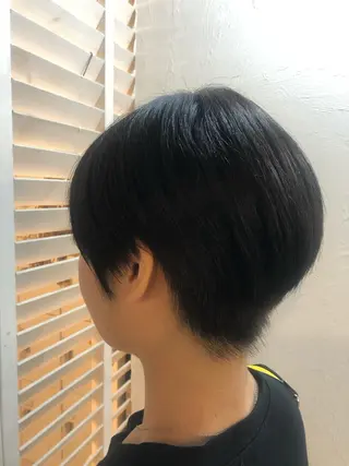ショート カラー 髪質改善&ブリーチ 伊勢 祐一郎のヘアスタイル
