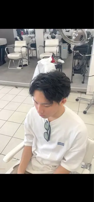 パーマ メンズ 成瀬スパイラル パーマ清水大隼のヘアスタイル