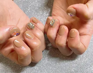 ネイル VIERU 🌈🎀💖のネイルデザイン