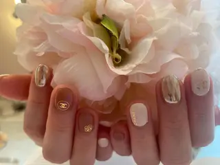 ネイル ♡ビジュール♡ NAIL &まつ毛のマツエク・マツパデザイン