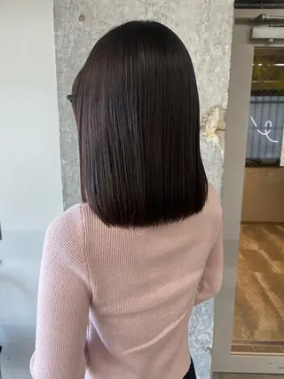 ミディアム 小長谷 夕菜のヘアスタイル
