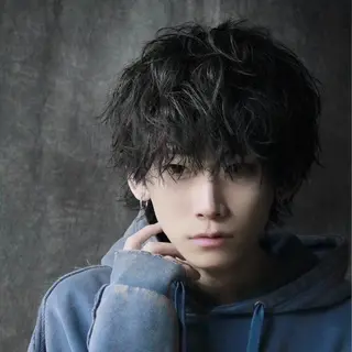 ミディアム パーマ メンズ メンズカット特化🐺 メンズウルフ/置塩祥のヘアスタイル