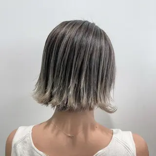 ショート カラー ヘアアレンジ Zina渋谷エリア マネージャShionのヘアスタイル