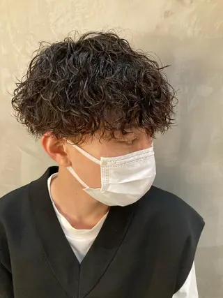 ショート パーマ メンズ 波巻きスパイラルパー マ/シャドウパーマ駿のヘアスタイル