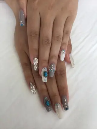 ネイル 💎🐰 saki. m 🐰💎のネイルデザイン