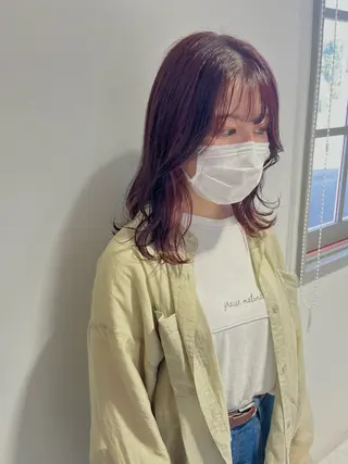 ミディアム カラー 小谷野 真優のヘアスタイル