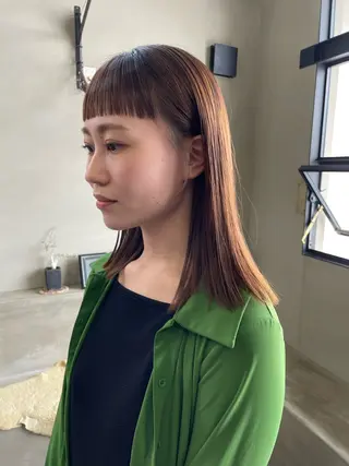 カラー cyan hinaのヘアスタイル