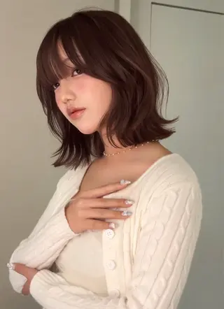 ミディアム カラー 小顔ボブ jilblanカホのヘアスタイル