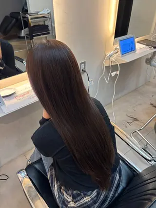 カラー 石井 ひまりのヘアスタイル