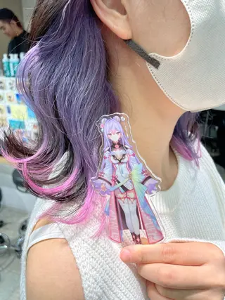 ロング カラー インナーカラー 推し ブリーチ 髪質改善のヘアスタイル