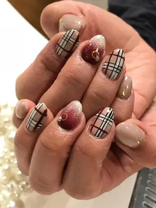 ネイル 💗🪽Tiary Nail🪽💗のネイルデザイン