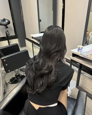 ロング カラー 韓国ヘア🇰🇷 YUKINAのヘアスタイル