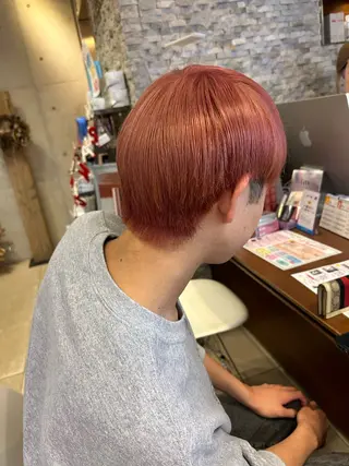 ショート カラー 丸山 莉世のヘアスタイル