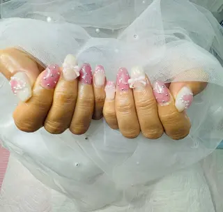 ネイル Regina レジーナのネイルデザイン