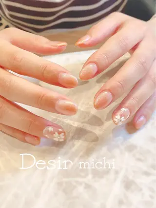 ネイル 伊藤 美智子のネイルデザイン