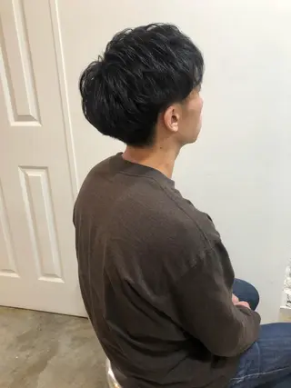 パーマ メンズ MIOベージュカラー 柔らかいカラーのヘアスタイル