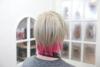 ショート カラー ✨池袋ブリーチ特化 Hibiki✨のヘアスタイル