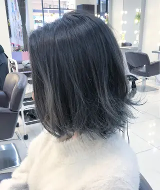 ショート カラー ヤマダ タケトのヘアスタイル