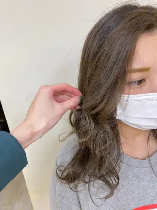 カラー SALOWIN栄 高須大貴のヘアスタイル