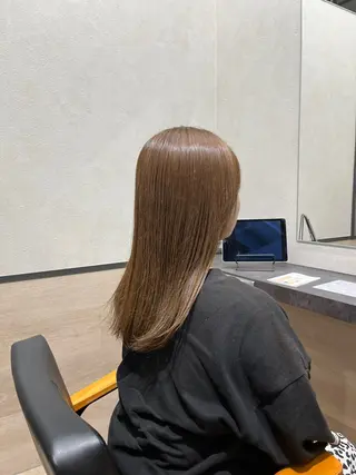 セミロング カラー 有田裕真 【ブリーチカラー】のヘアスタイル