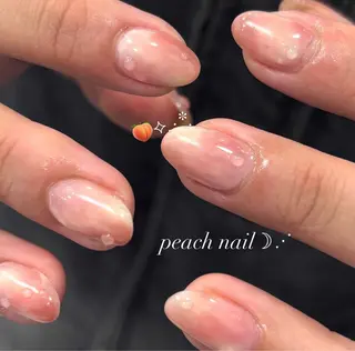 ネイル 🍓リスブラン MELのネイルデザイン