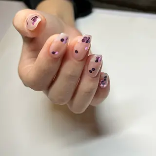 ミディアム watabe .のネイルデザイン