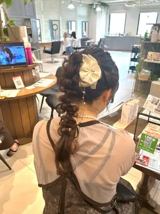 ロング ヘアアレンジ 暖色カラー/アレンジ /束間まつげ🌼のヘアスタイル