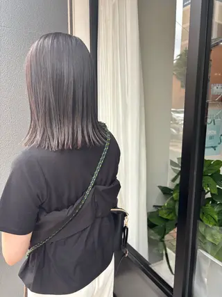 ミディアム カラー 八木 聖華のヘアスタイル