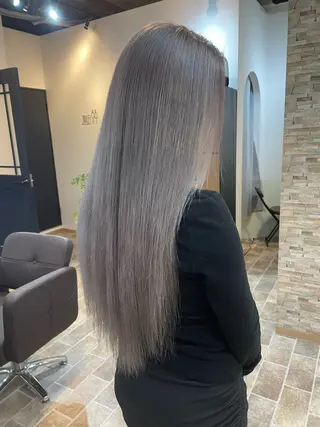 ロング カラー YUI/ ブリーチカラー🌷のヘアスタイル