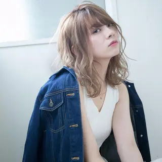ミディアム 美髪矯正・レイヤー 倉友哉のヘアスタイル