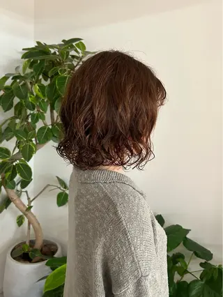 ショート FILMS haru 暖色/ぱつっとbobのヘアスタイル