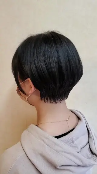 ショート カラー 常世田 ゆうきのヘアスタイル