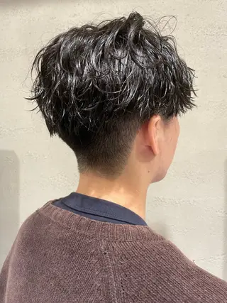 パーマ メンズ 頭から整える美容師 松田のヘアスタイル