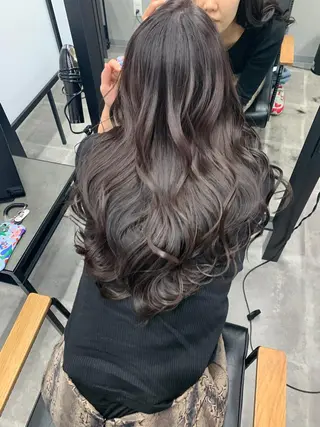 ロング カラー 菊地 旬のヘアスタイル