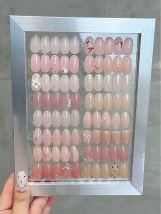 ネイル CHÉRI .のネイルデザイン