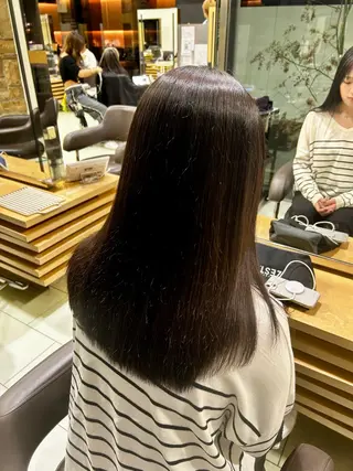 セミロング カラー airi🌺カラー /特殊ヘア⛓️🖤のヘアスタイル