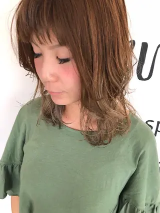 カラー mu ku.のヘアスタイル