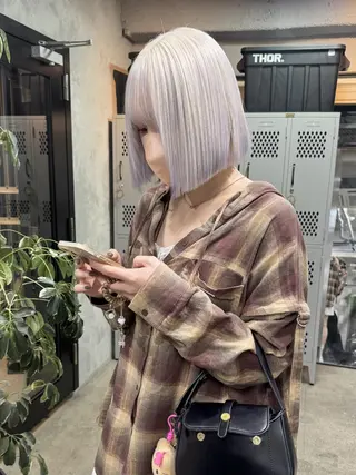 ショート カラー ハイトーン/ブリーチ MAYURI🌺横浜のヘアスタイル