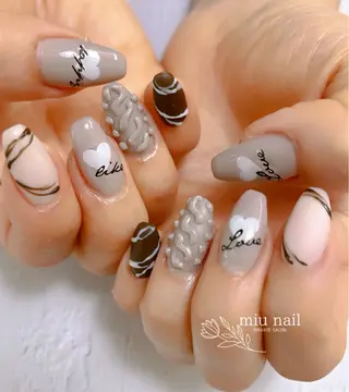 ネイル 杉本 孝美のネイルデザイン
