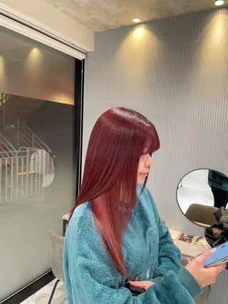 ロング カラー RAF Sakuraのヘアスタイル