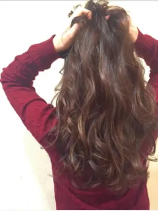 ロング カラー ヘアアレンジ ✨髪質改善専門店 GULGUL✨のヘアスタイル